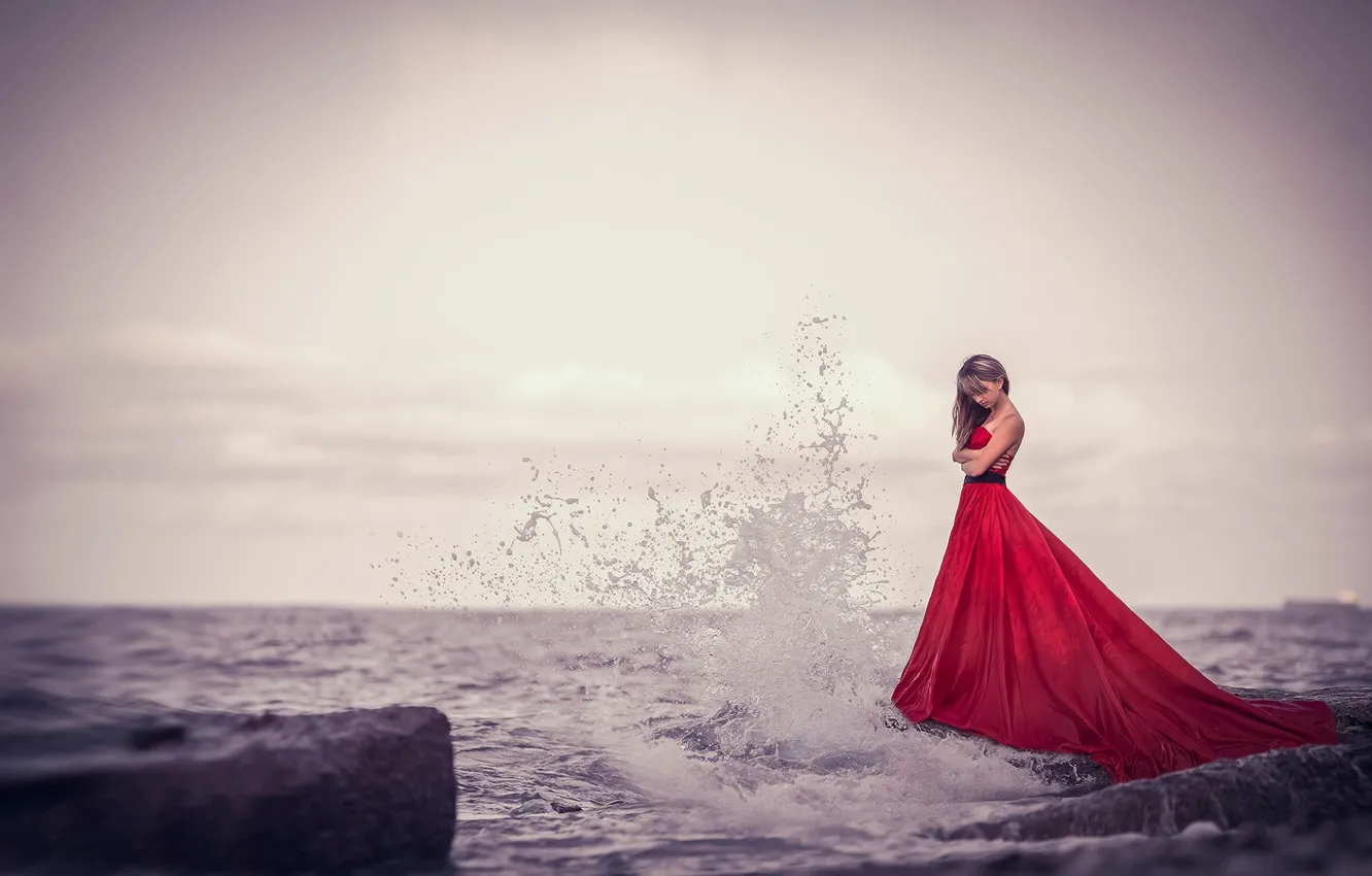 Photo wallpaper sea, drops, red, dress, SQUABBLES