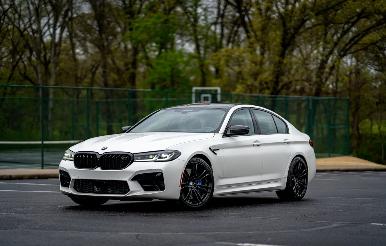 Photo wallpaper F90, M5 Competition, Basketball court