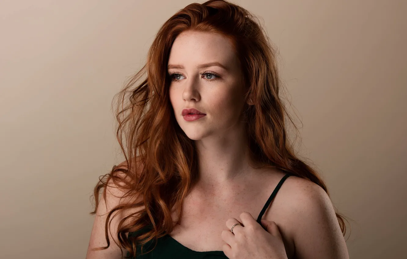 Photo wallpaper girl, pose, background, model, portrait, makeup, hairstyle, redhead