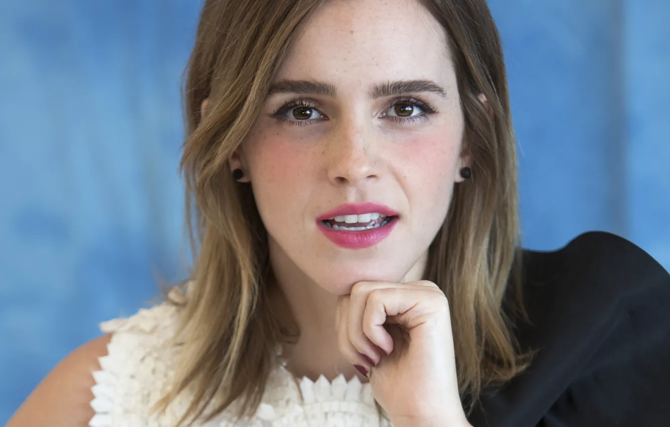 Photo wallpaper Emma Watson, Emma Watson, Beauty and the beast, at the press conference of the film, …