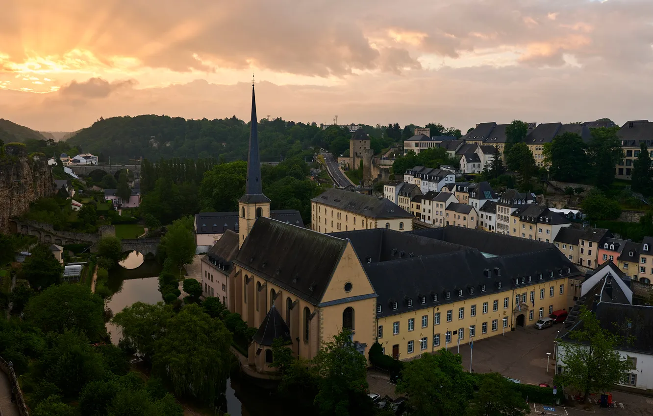 Photo wallpaper mountains, building, Luxembourg