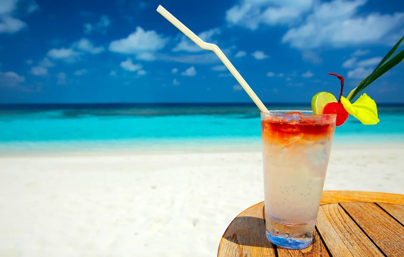 Photo wallpaper beach, sky, sea, cloud, drink, cocktail, kumo