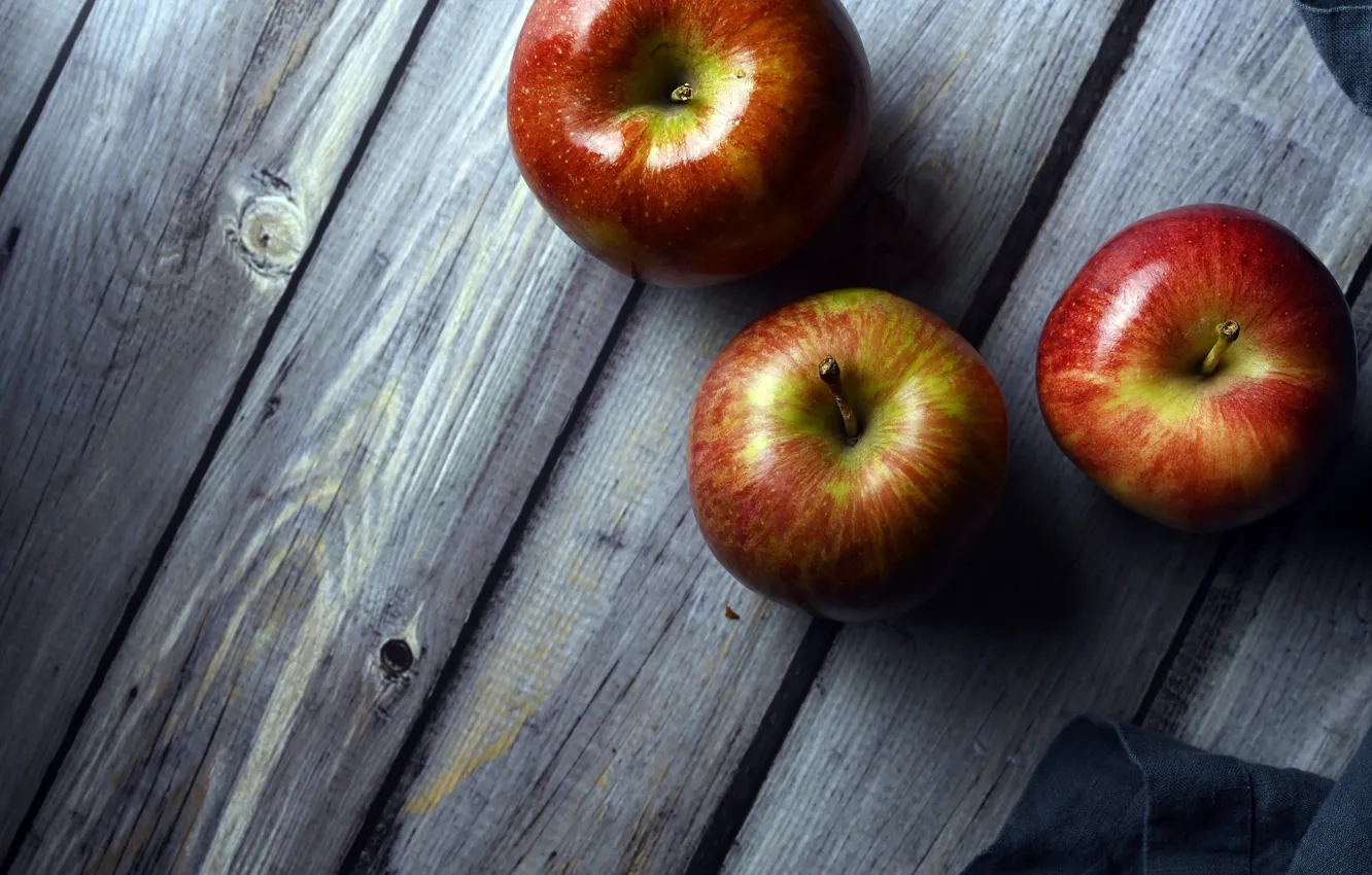 Photo wallpaper red, table, apples, Board, towel, trio