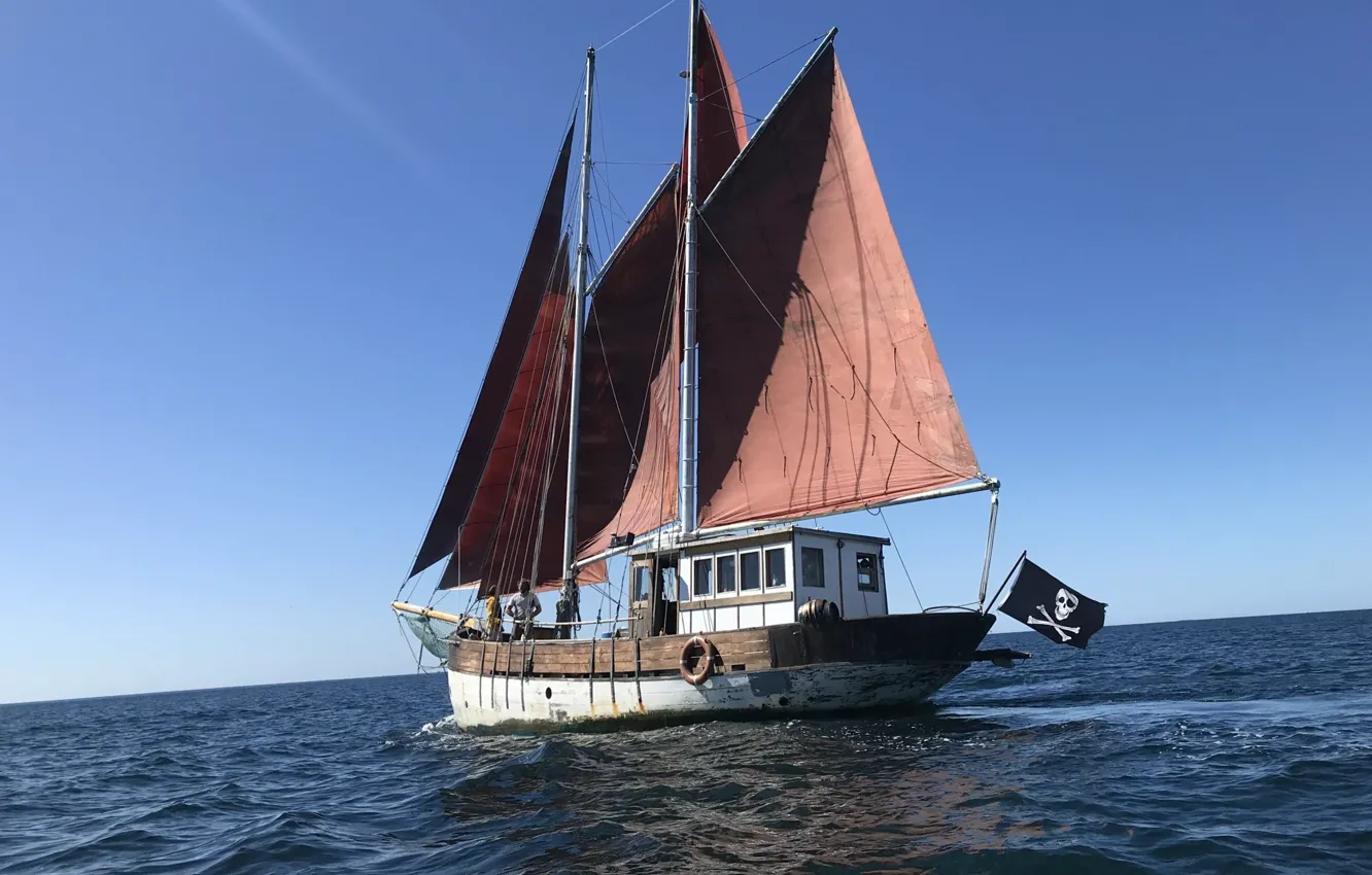 Photo wallpaper sea, the way, movement, the wind, ship, sailboat, Pirate Flag, swimming