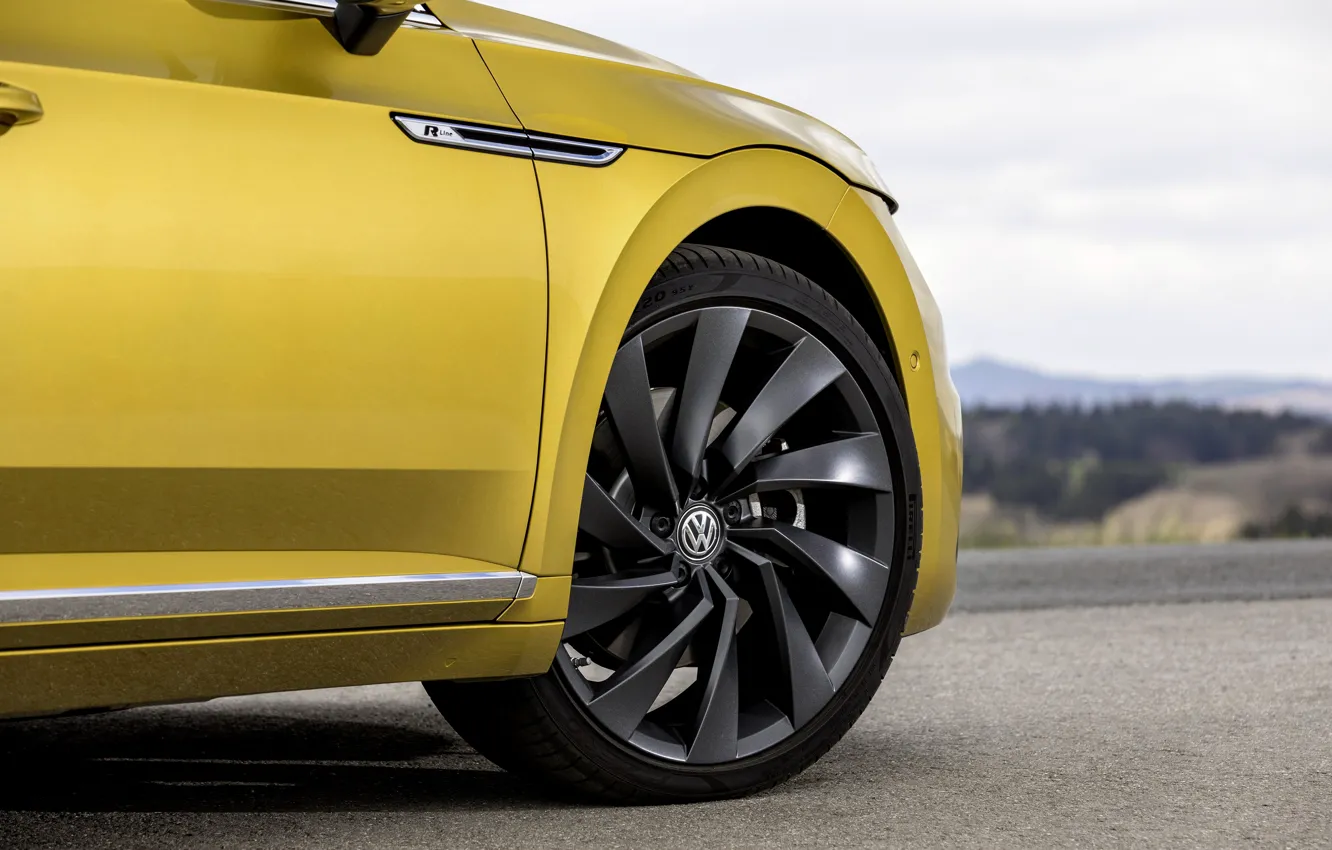 Photo wallpaper yellow, wheel, Volkswagen, disk, 2018, the front part, R-Line, liftback