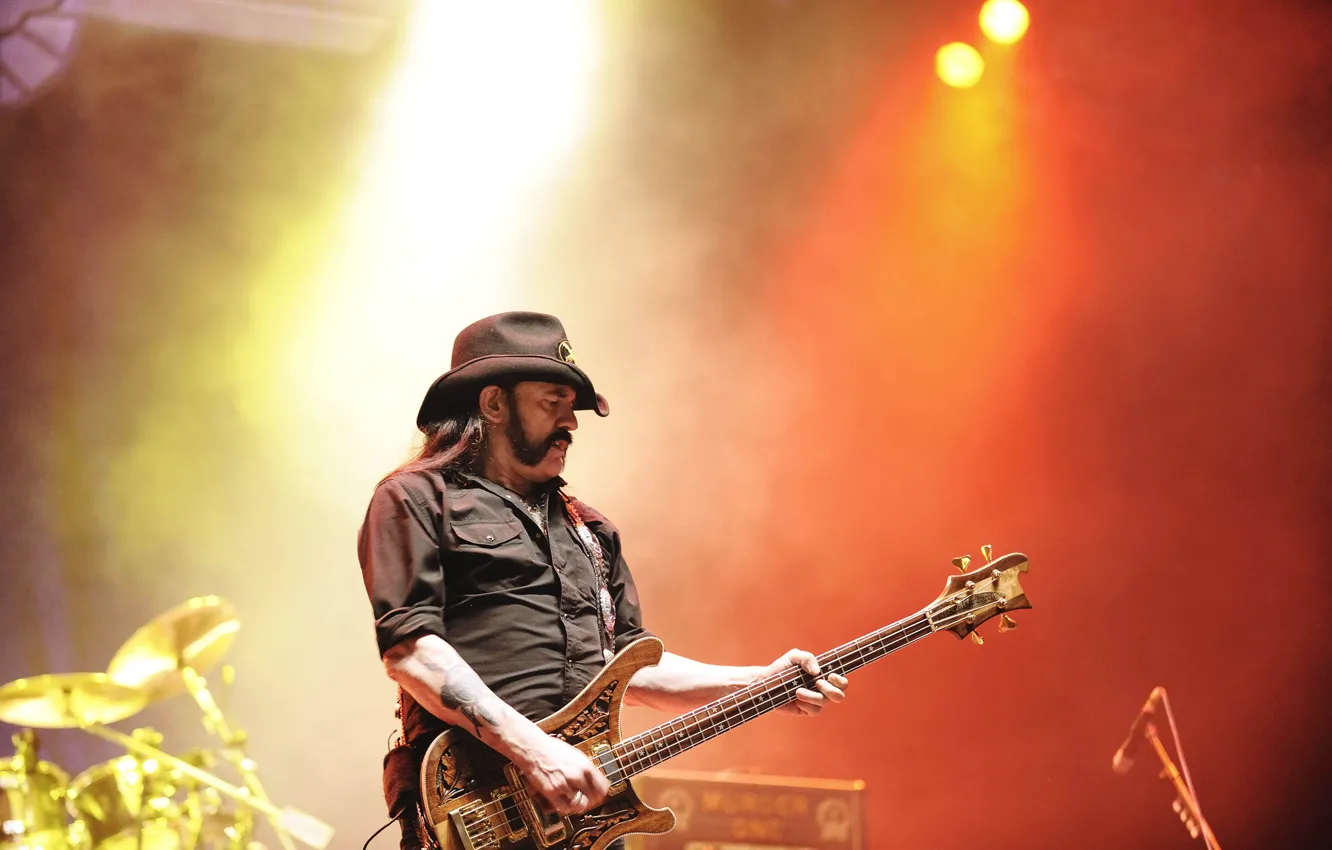 Photo wallpaper light, scene, bass, concert, RIP, Motorhead, rock n roll, Lemmy