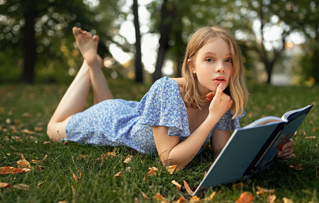 Photo wallpaper look, dress, legs, long hair