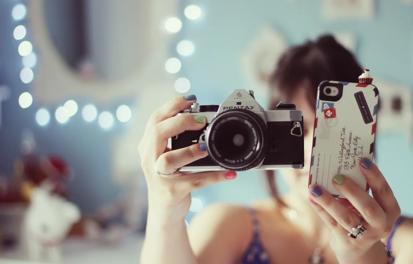 Photo wallpaper girl, background, Wallpaper, mood, blur, brunette, ring, the camera