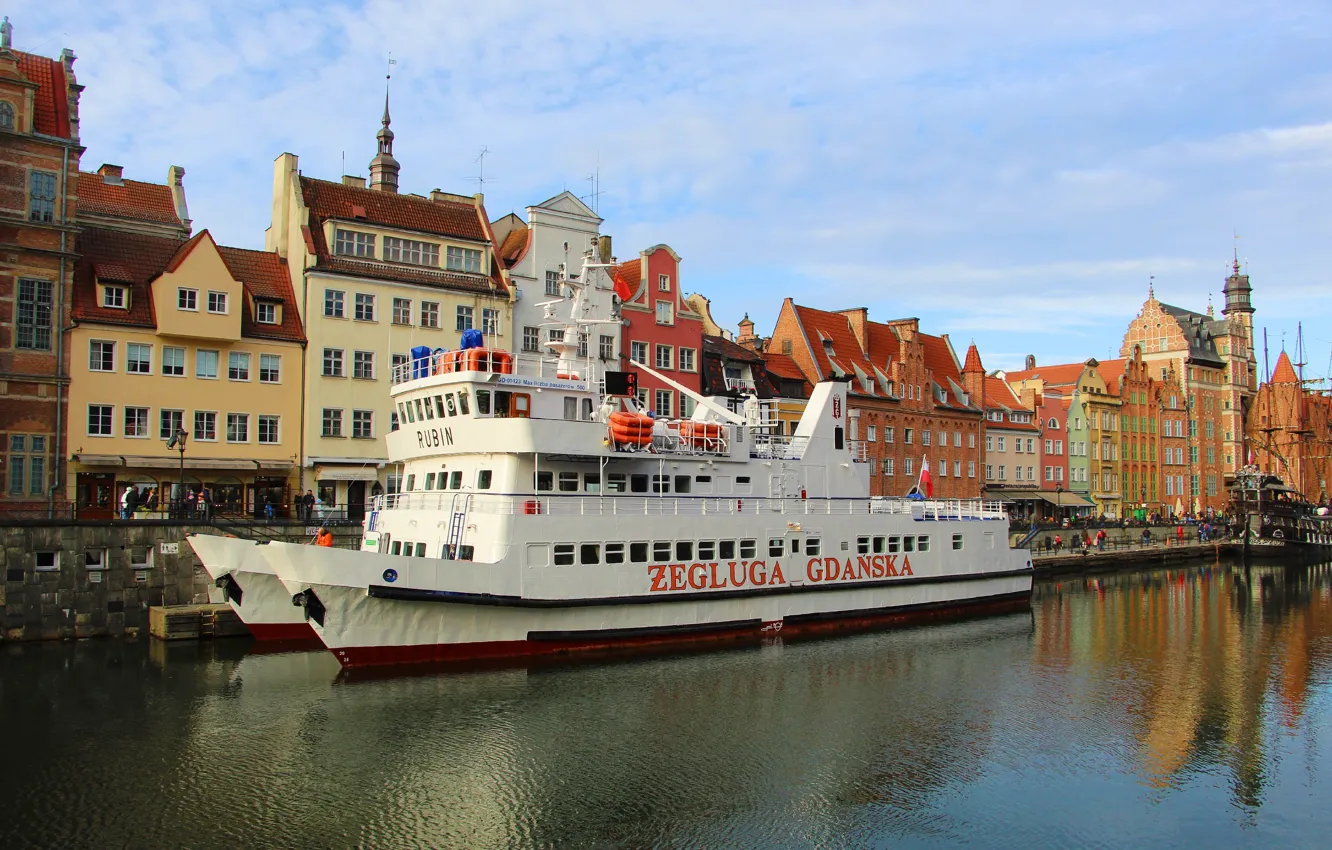 Photo wallpaper city, river, ship, Gdansk, Motlawa