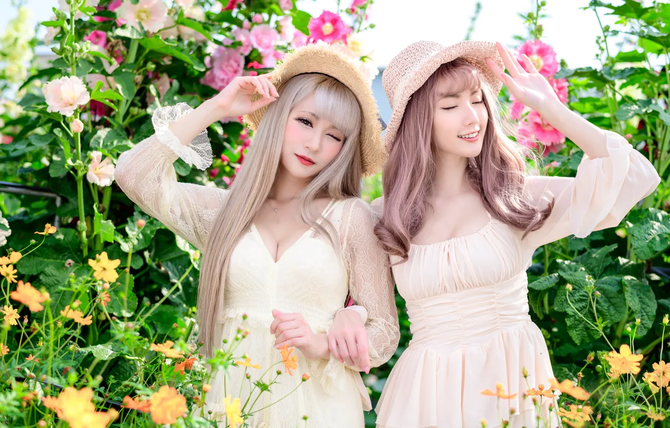 Photo wallpaper summer, girl, flowers, pose, smile, hands, makeup, garden