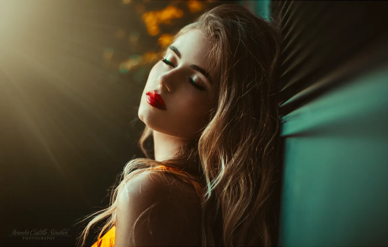 Photo wallpaper girl, light, face, model, hair, makeup, Mercedes Castillo Sаnchez