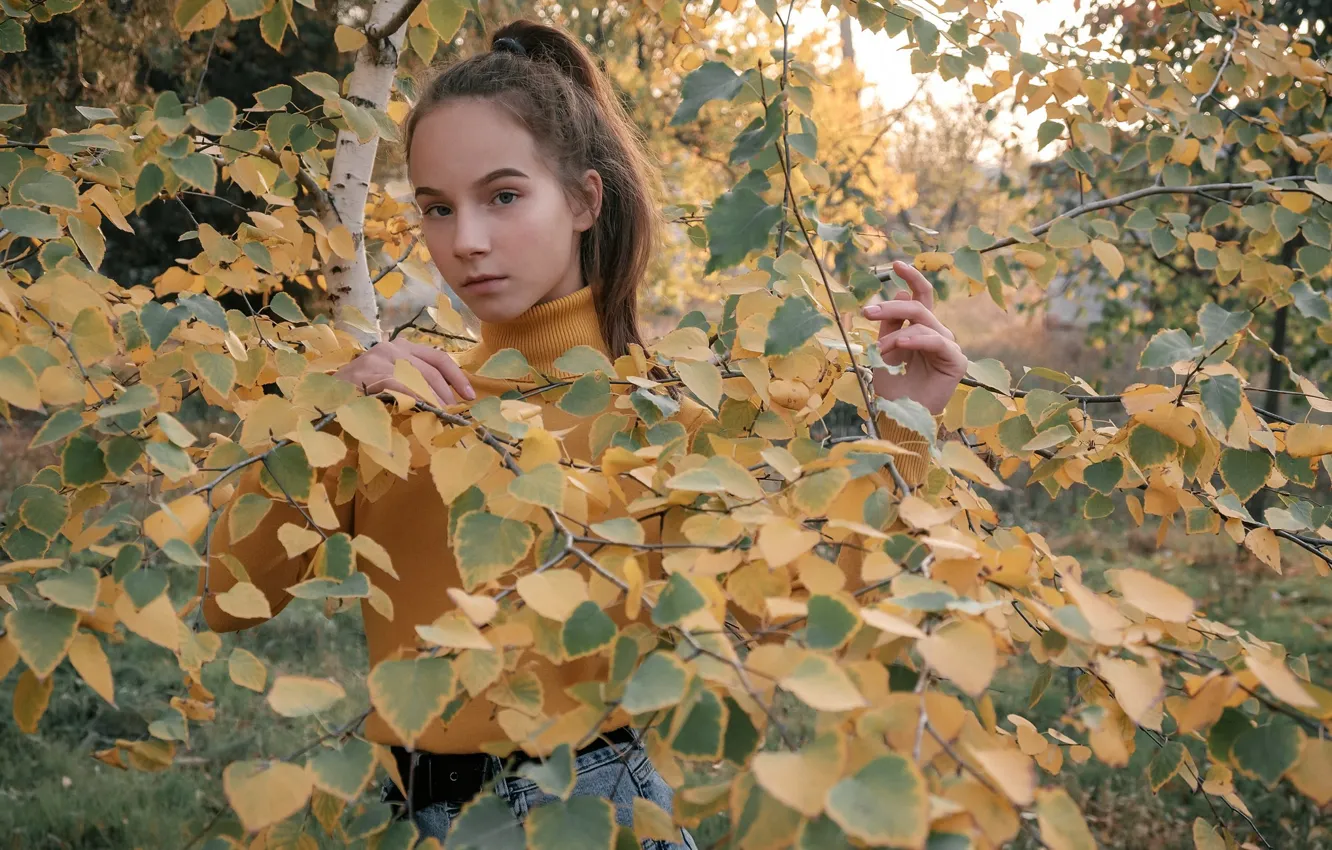 Photo wallpaper autumn, nature, girl