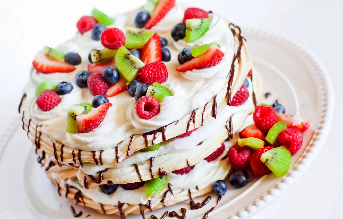 Photo wallpaper raspberry, food, kiwi, blueberries, strawberry, cake, cake, fruit