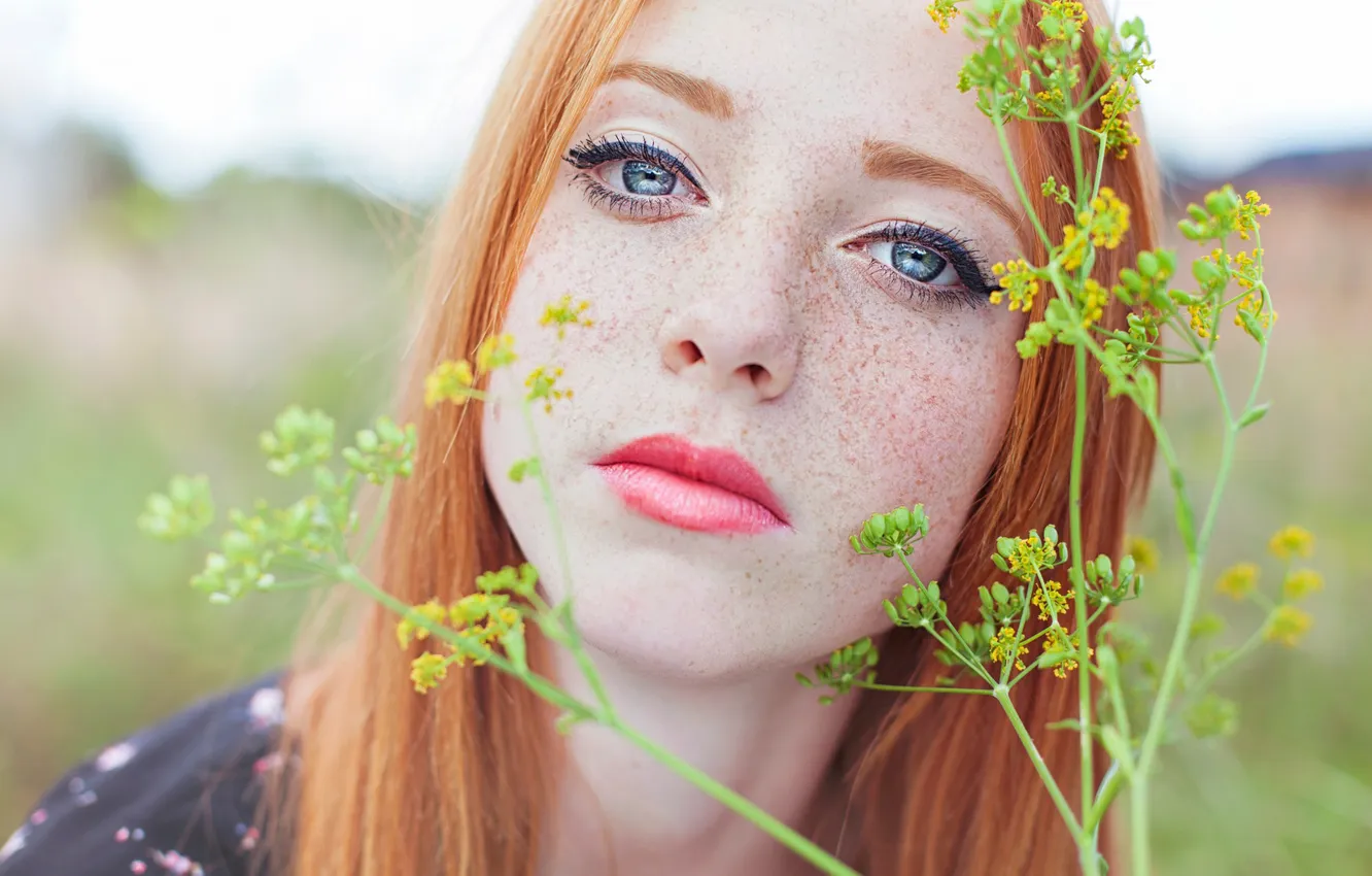 Photo wallpaper look, freckles, redhead