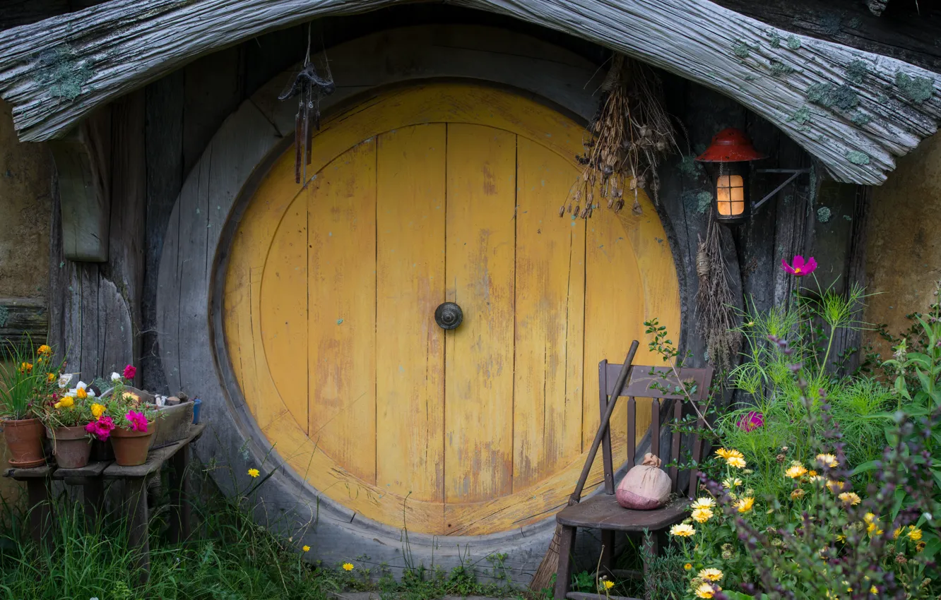 Photo wallpaper the door, Hobbiton, Sir, The hobbit, lights, movie, Nora, chair