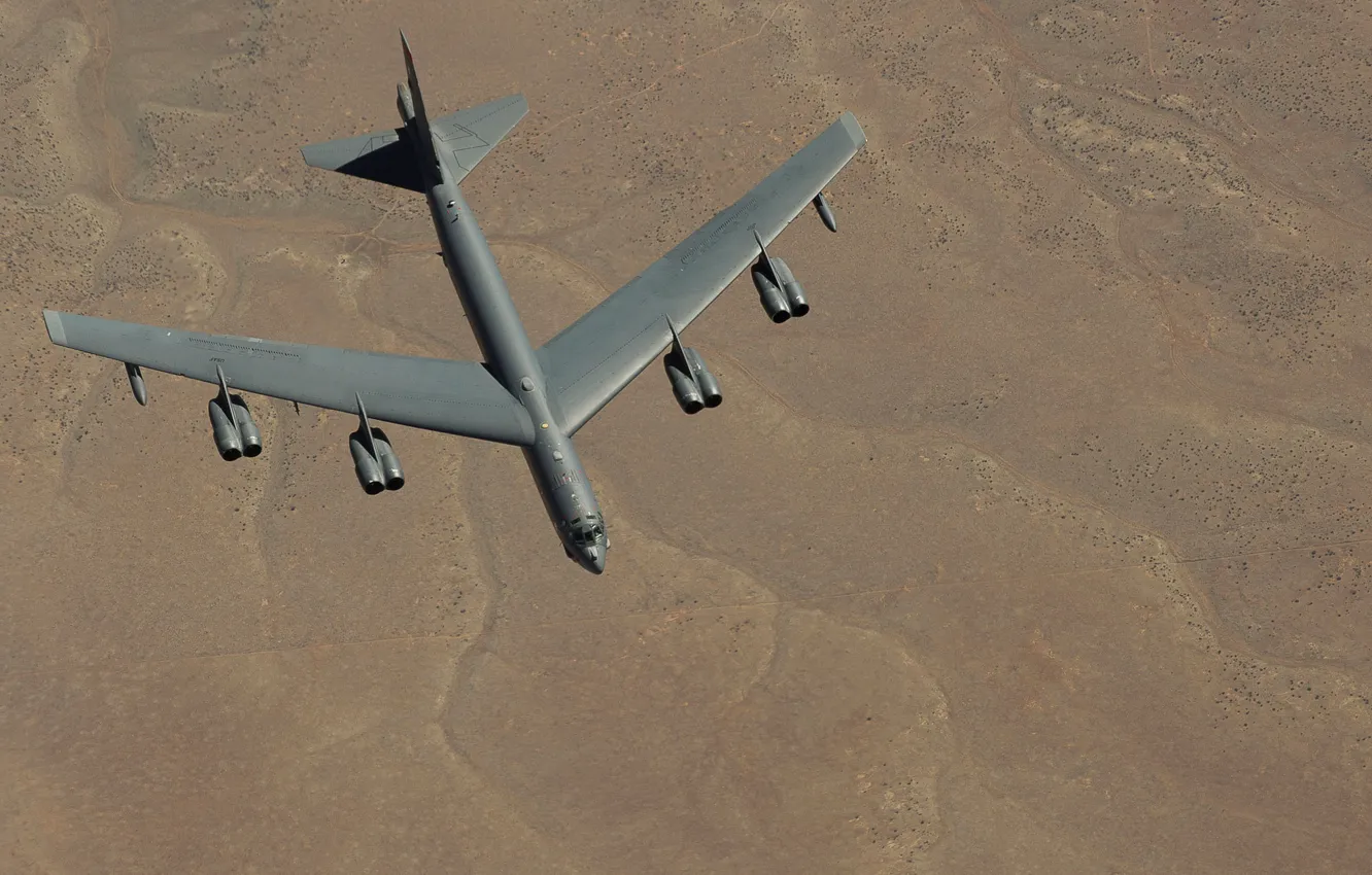 Photo wallpaper Boeing, bomber, strategic, heavy, B-52, STRATO fortress, flight landscape