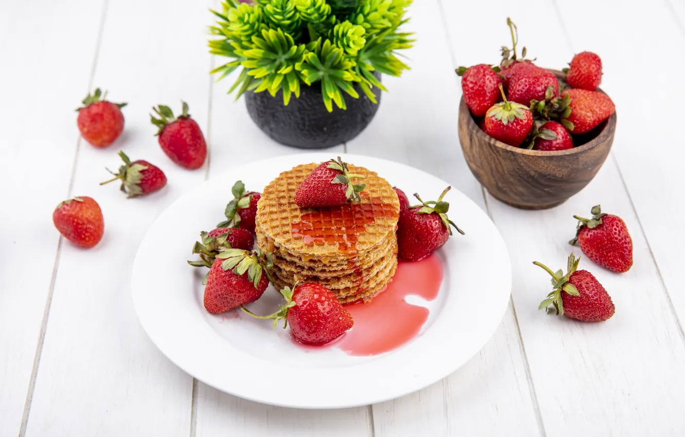 Photo wallpaper berries, table, Board, plant, strawberry, plate, white background, pot