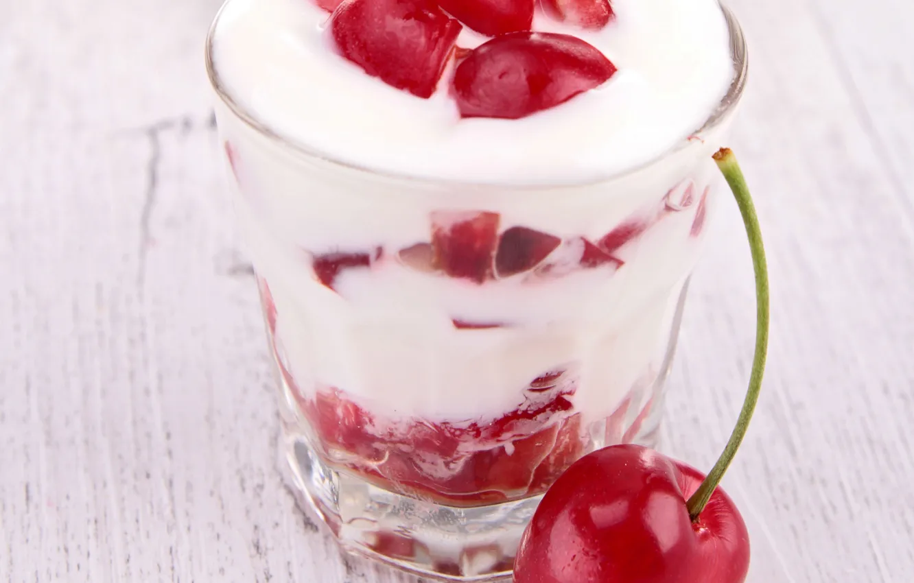 Photo wallpaper cherry, dessert, cherry, cherry, cocktail, berries, milkshake, yogurt