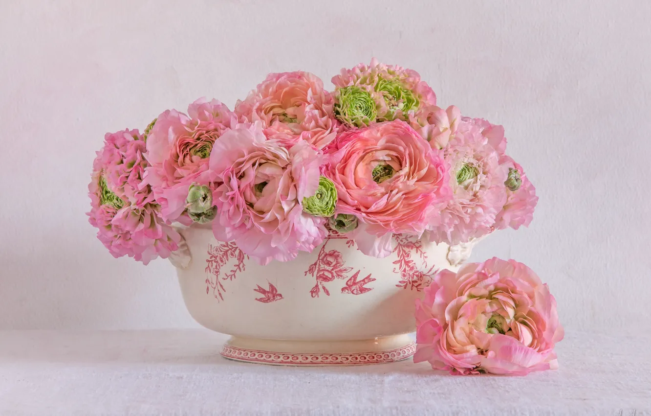 Photo wallpaper flowers, bouquet, vase, lupins