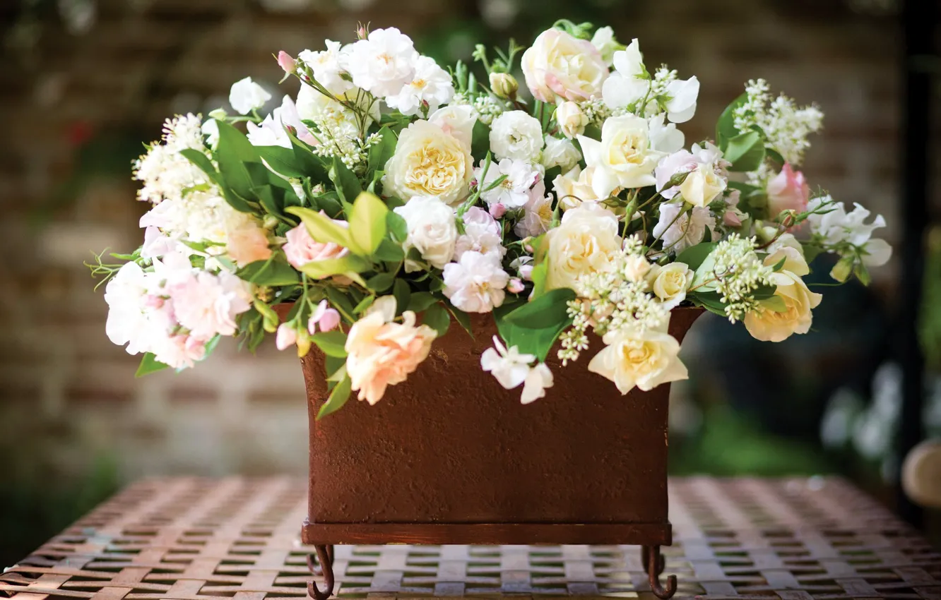 Photo wallpaper table, roses, bouquet, blur, vase, white