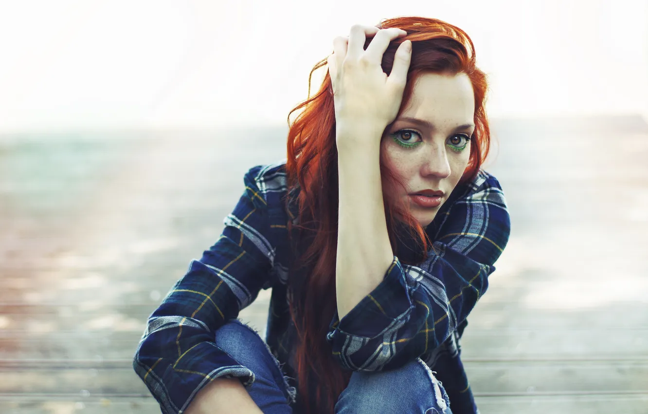 Photo wallpaper girl, makeup, red