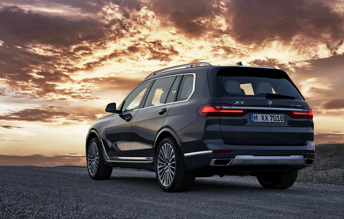 Photo wallpaper the evening, BMW, 2018, crossover, SUV, on the road, 2019, BMW X7