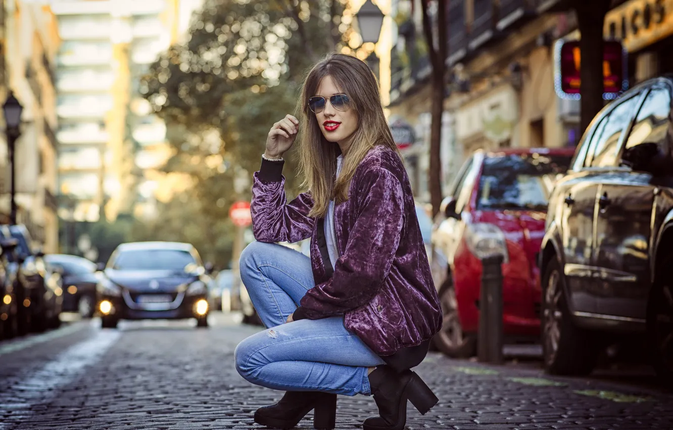 Photo wallpaper look, girl, model, hair, glasses, Berta Escudero