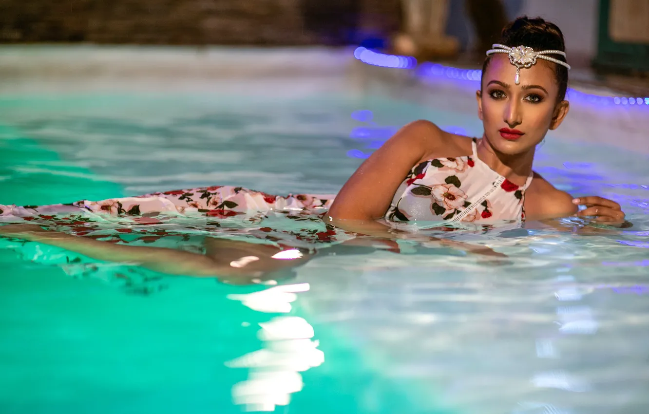 Photo wallpaper girl, hot, sexy, eyes, smile, beautiful, figure, model