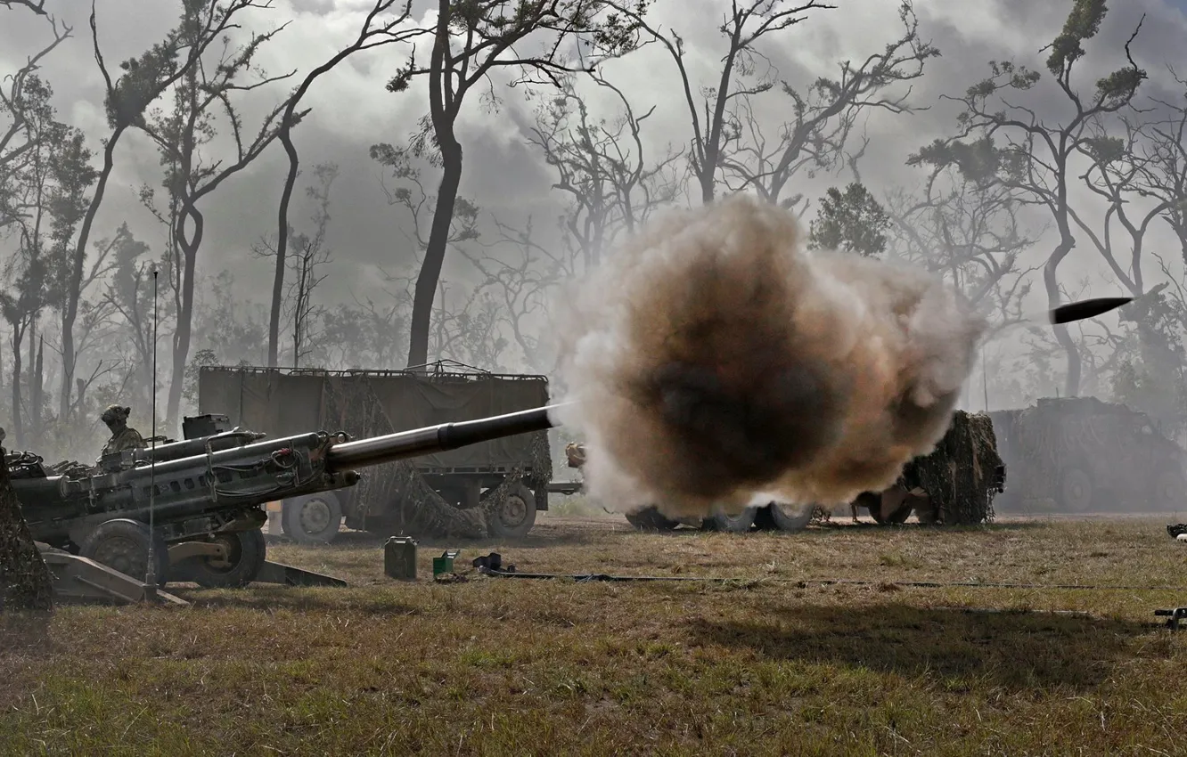 Photo wallpaper soldiers, volley, artillery, howitzer, 155 mm, M777