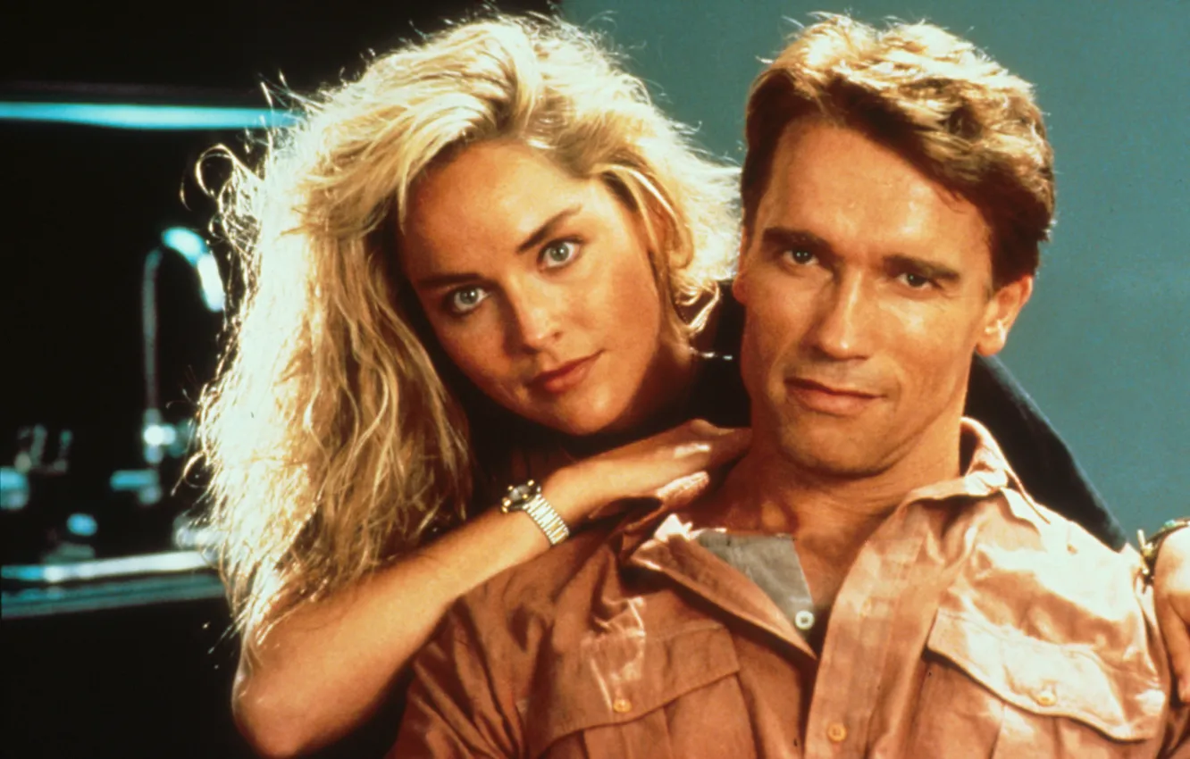 Photo wallpaper Arnold Schwarzenegger, remember all, Sharon Stone
