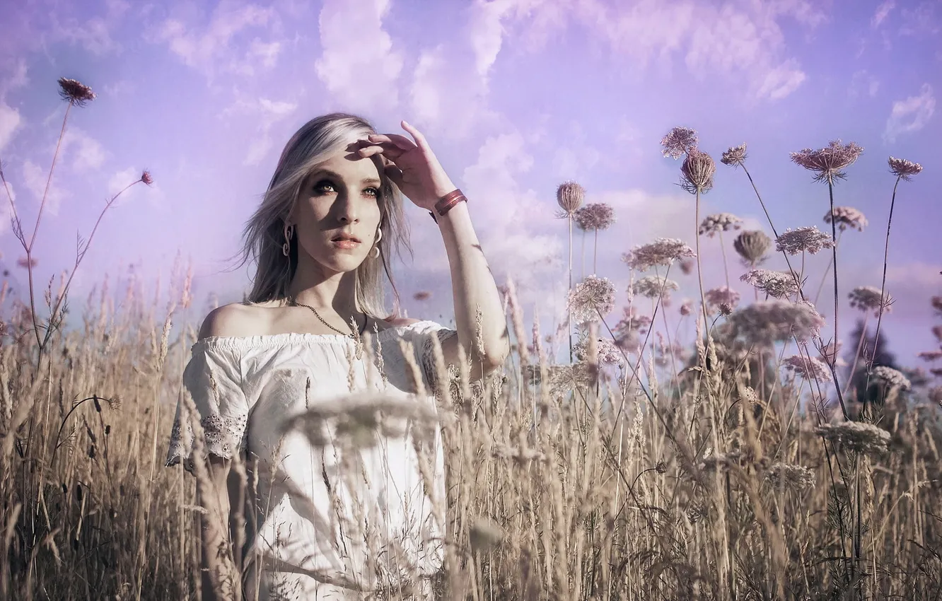 Photo wallpaper field, summer, girl