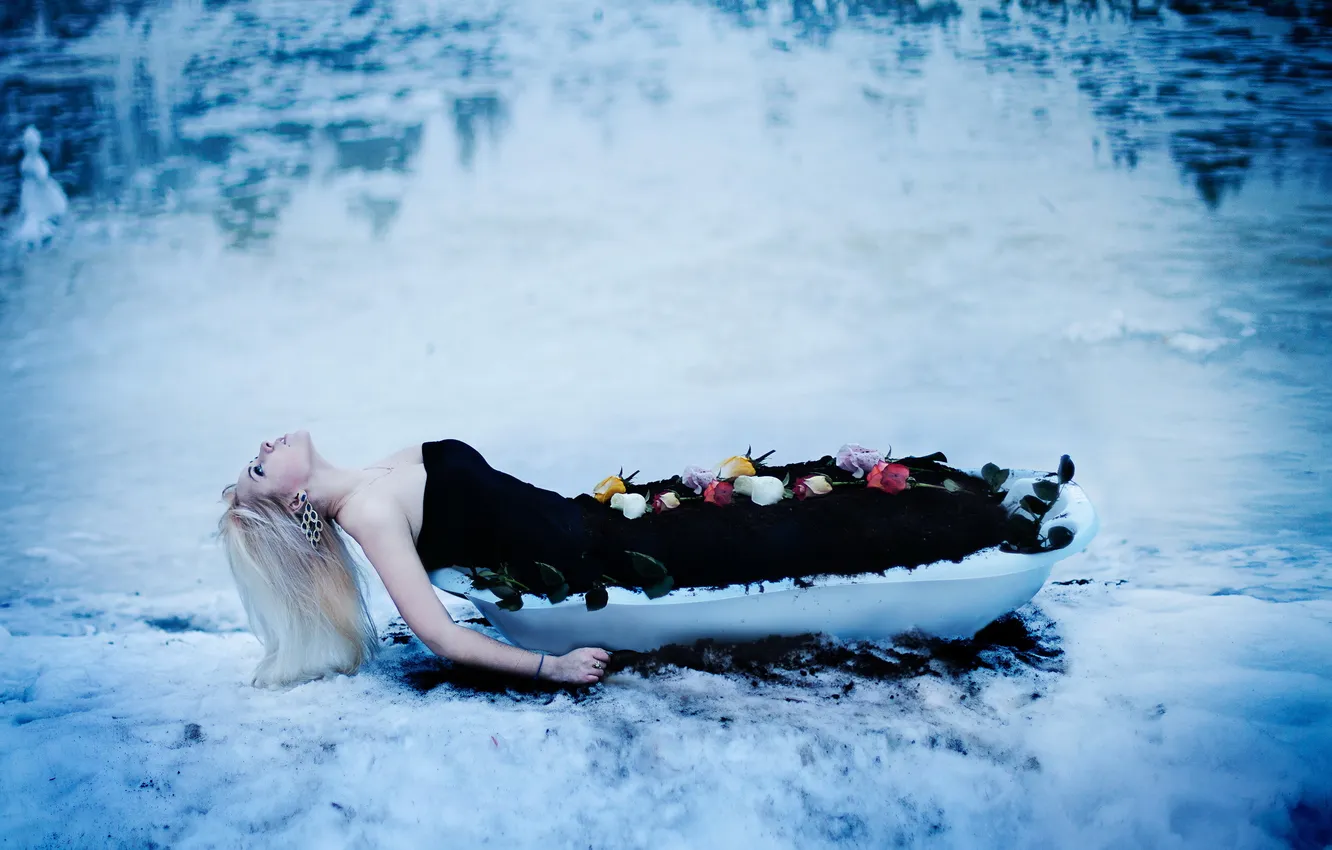 Photo wallpaper girl, flowers, pose, bath