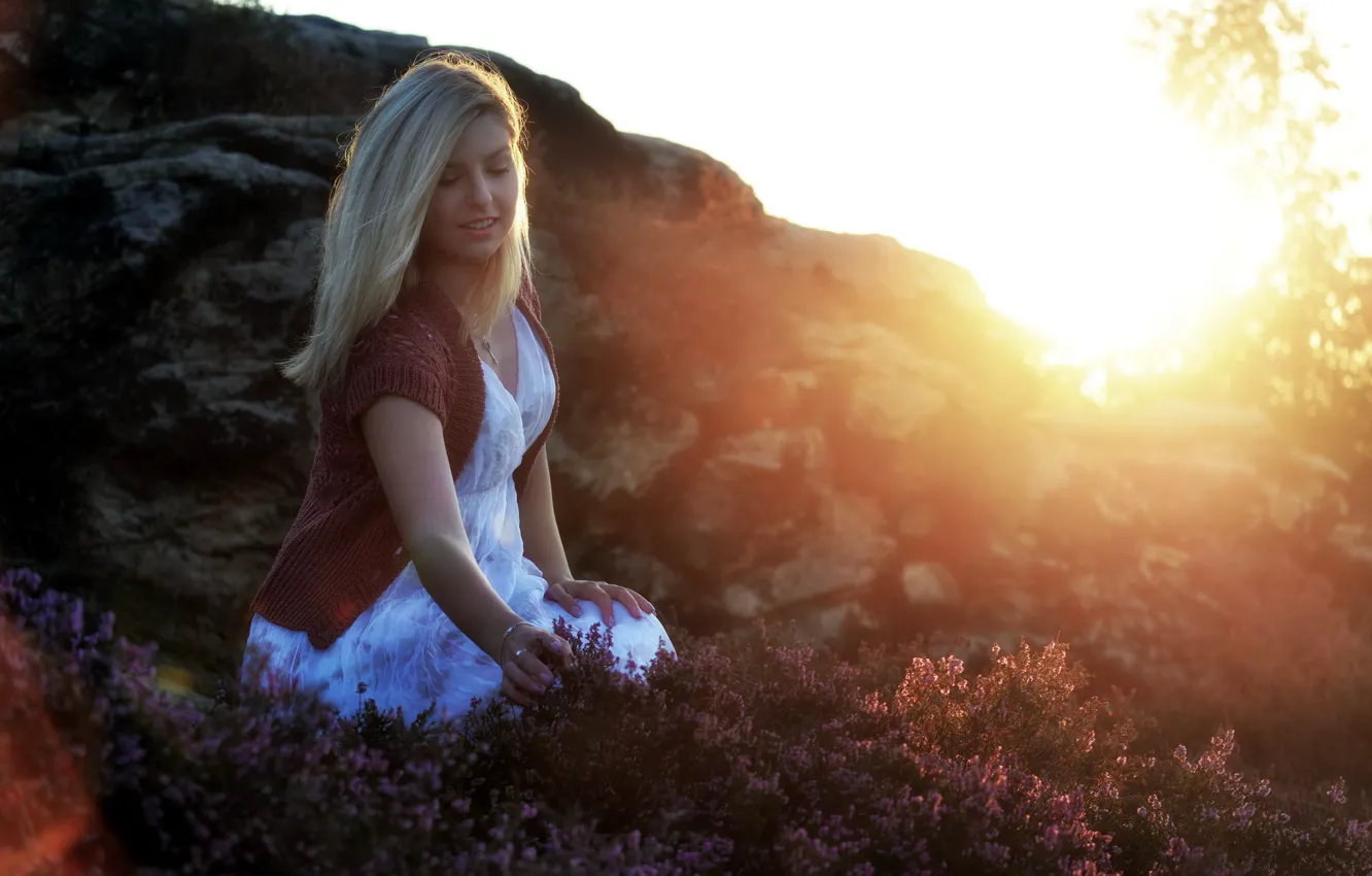 Photo wallpaper girl, light, morning