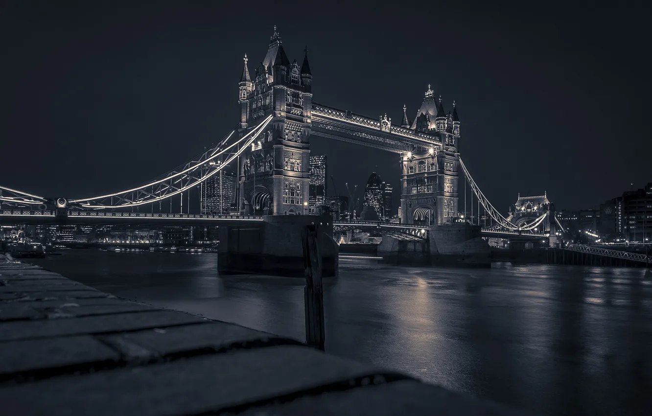 Photo wallpaper night, London, suspension bridge