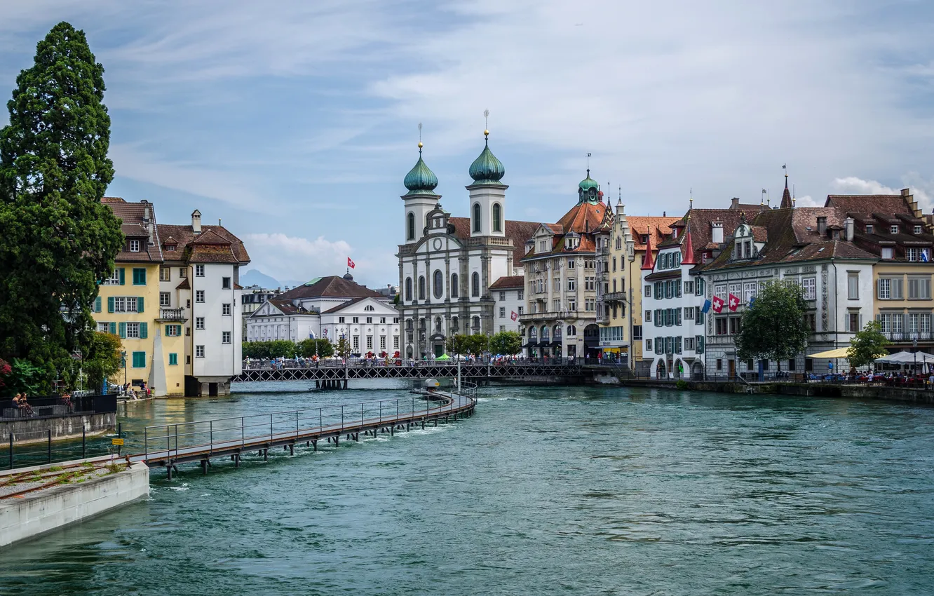 Photo wallpaper the sky, bridge, people, home, Switzerland, promenade, Lucerne