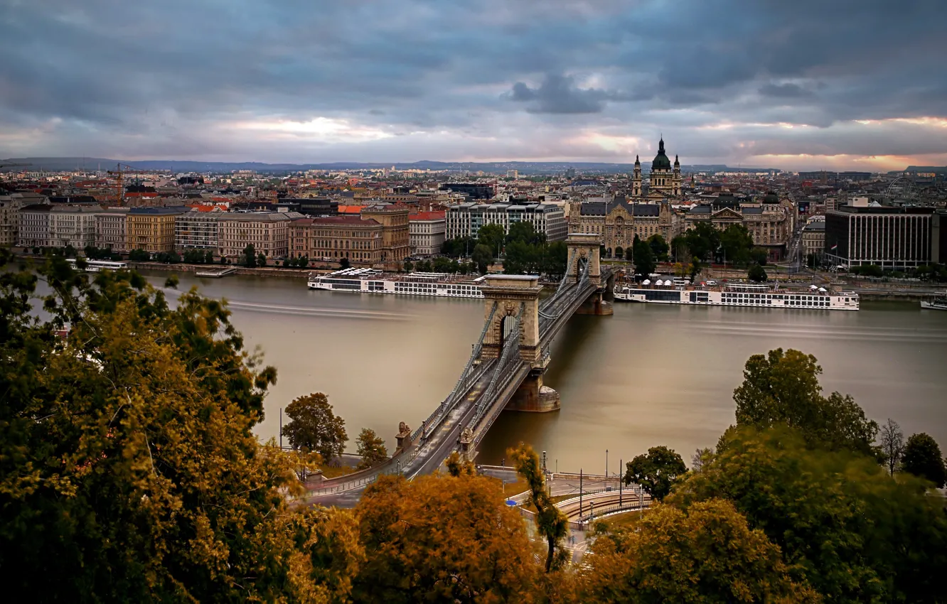 Photo wallpaper Hungary, Budapest, Chain Bridge, St. Stephen's Basilica