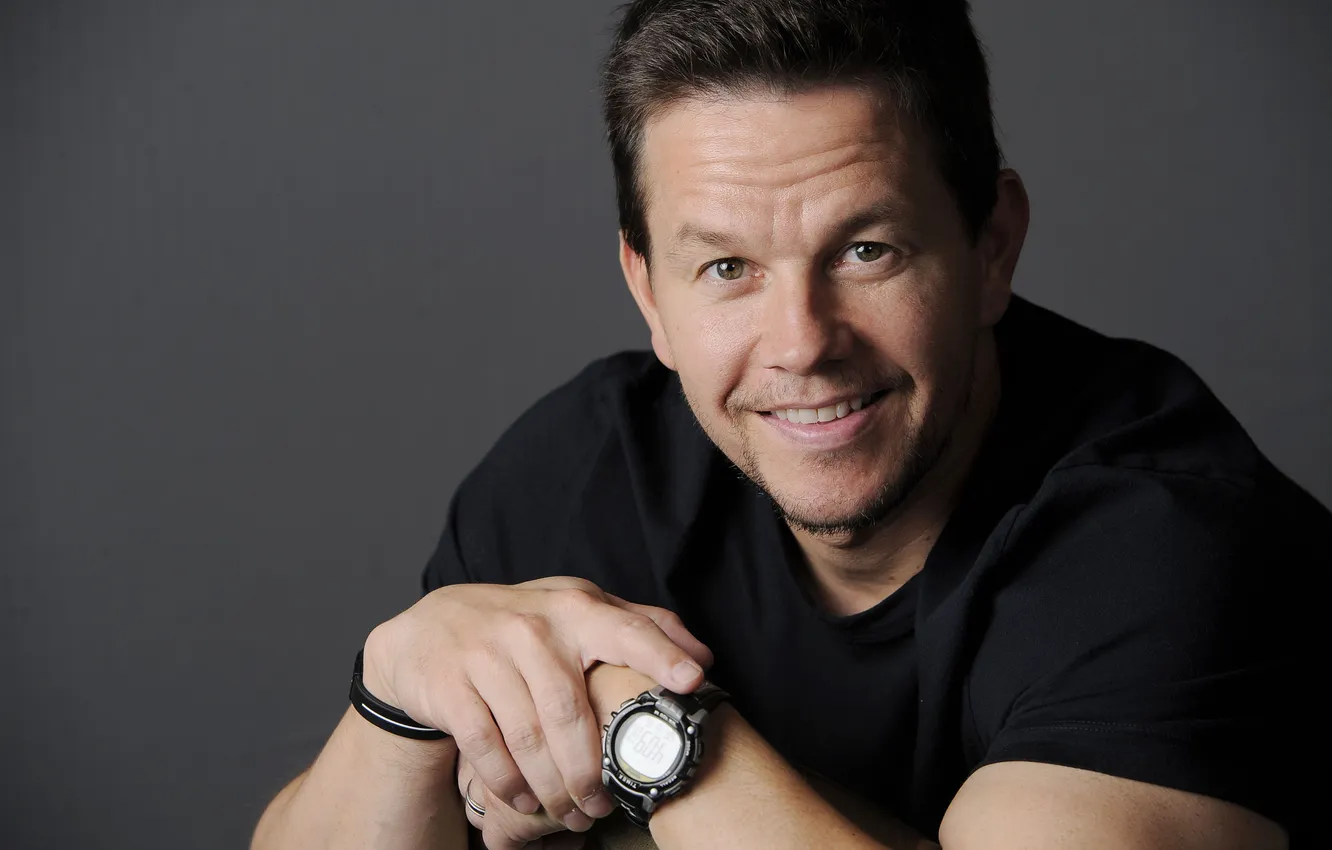 Photo wallpaper portrait, t-shirt, actor, Mark Wahlberg, Mark Wahlberg