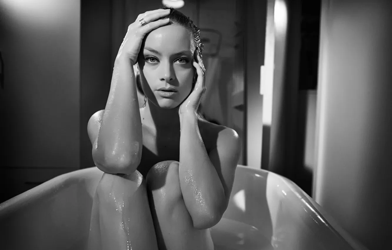 Photo wallpaper actress, bath, Lost girl, Rachel Skarsten, Rachel Skarsten