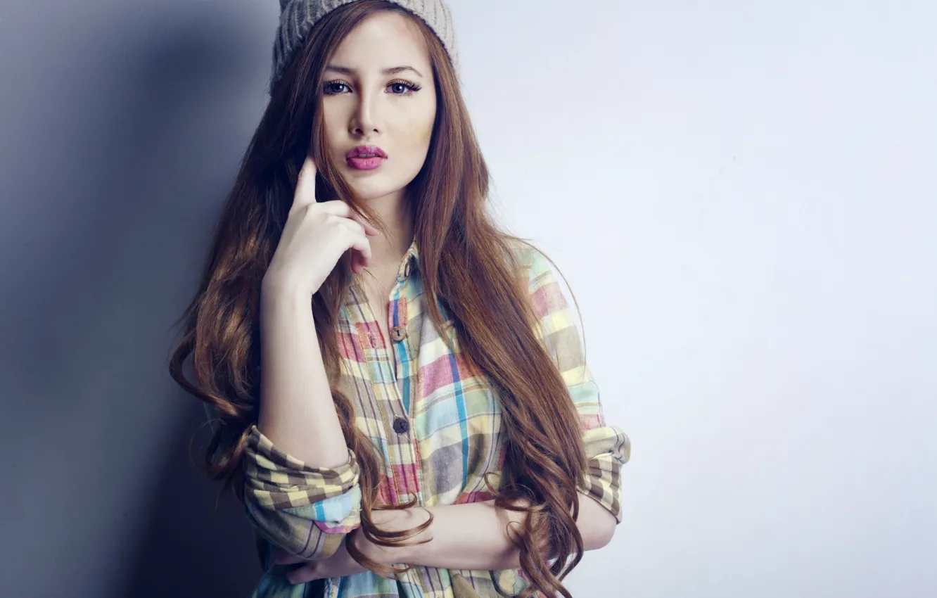 Photo wallpaper girl, studio, beautiful, view, model, awesome, hair, Cap