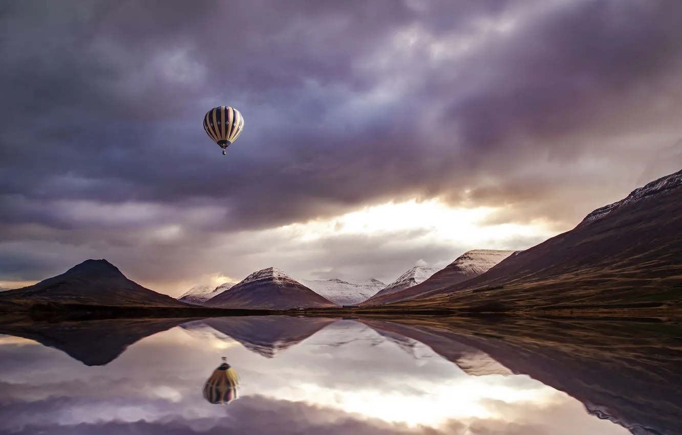 Photo wallpaper the sky, mountains, lake, balloon