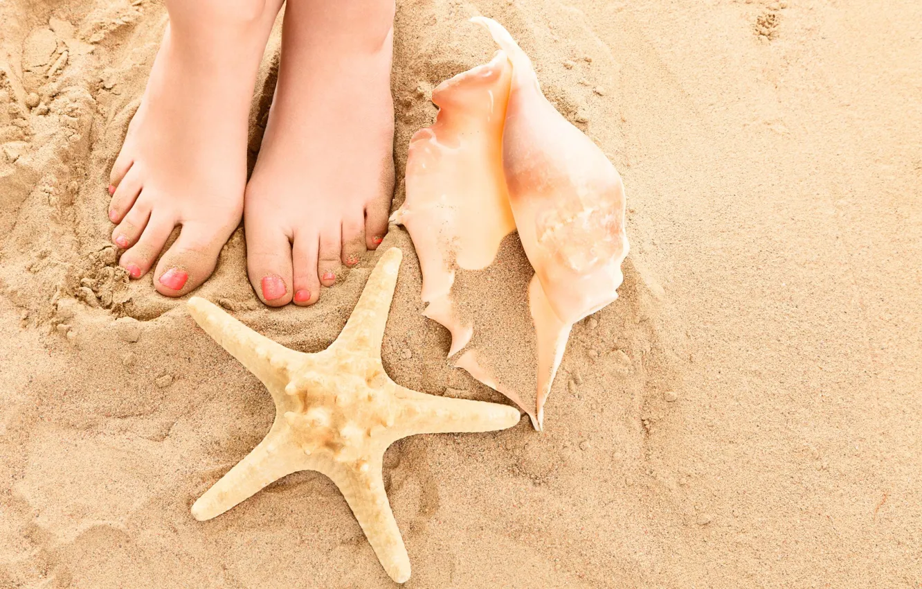 Photo wallpaper sand, beach, summer, feet, shell, summer, beach, legs