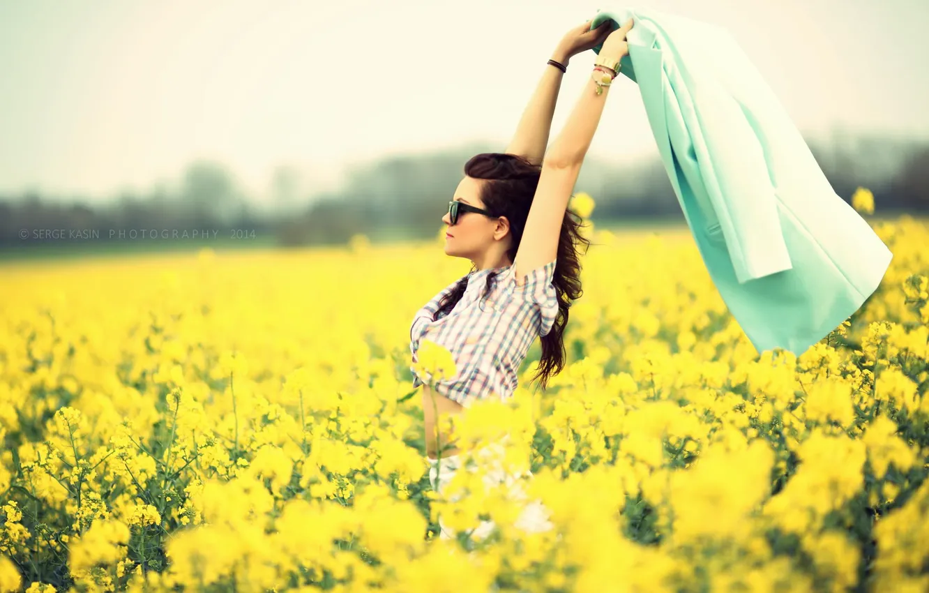 Photo wallpaper field, girl, glasses, shawl