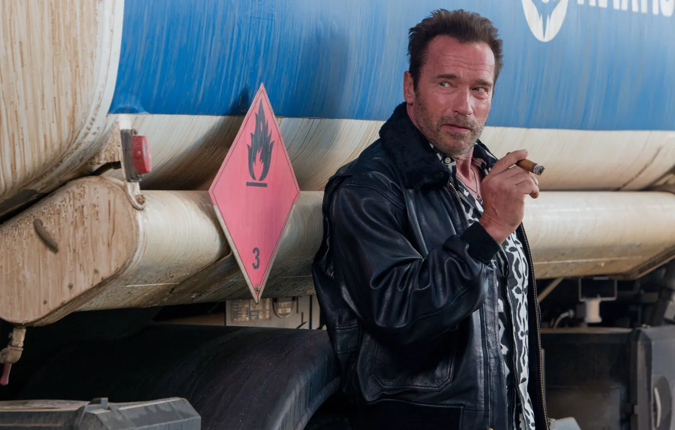 Photo wallpaper cigar, Arnold Schwarzenegger, Arnie, The Expendables 3, The expendables 3