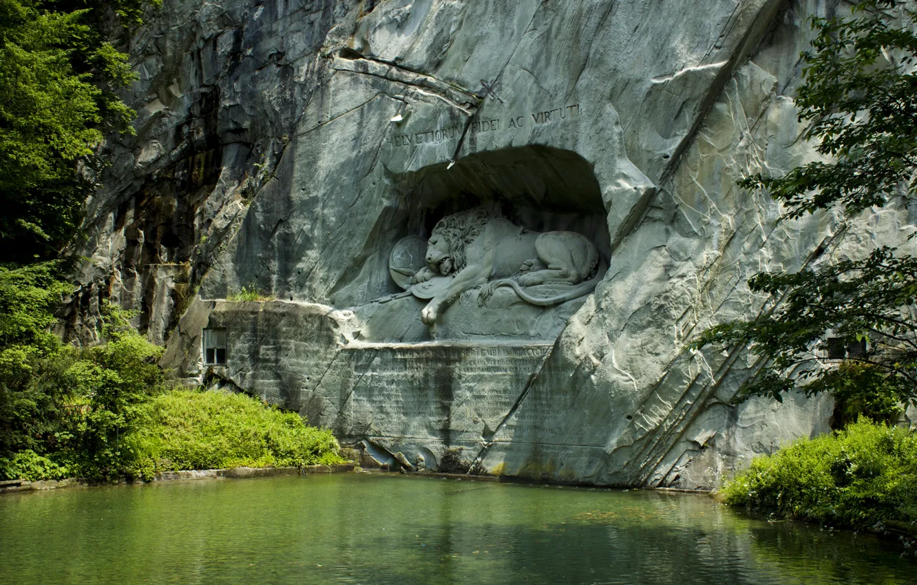 Photo wallpaper pond, Park, rocks, Leo, Switzerland, sculpture, Lucerne