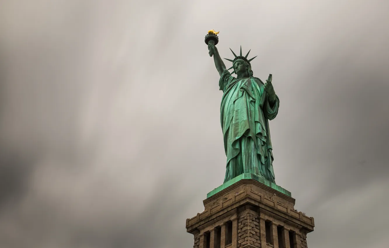 Photo wallpaper freedom, the city, statue