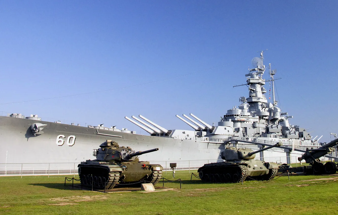 Photo wallpaper lawn, Museum, tanks, battleship, uss alabama