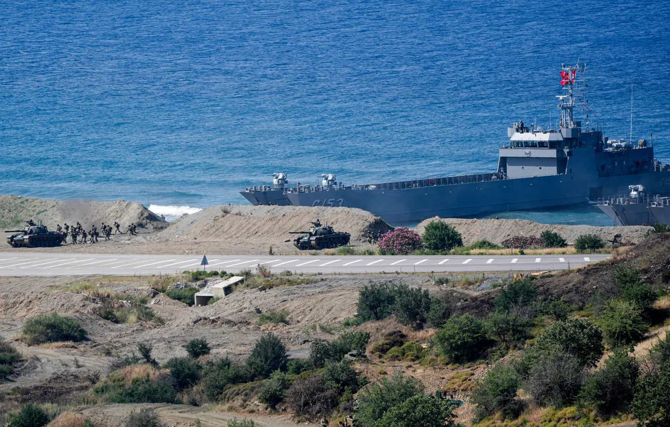 Photo wallpaper exercises, landing, disembarking