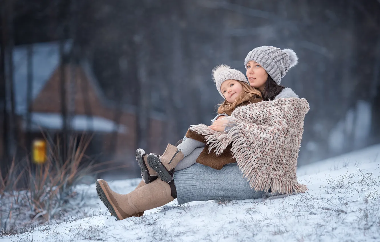 Photo wallpaper winter, snow, nature, house, woman, girl, mom, child