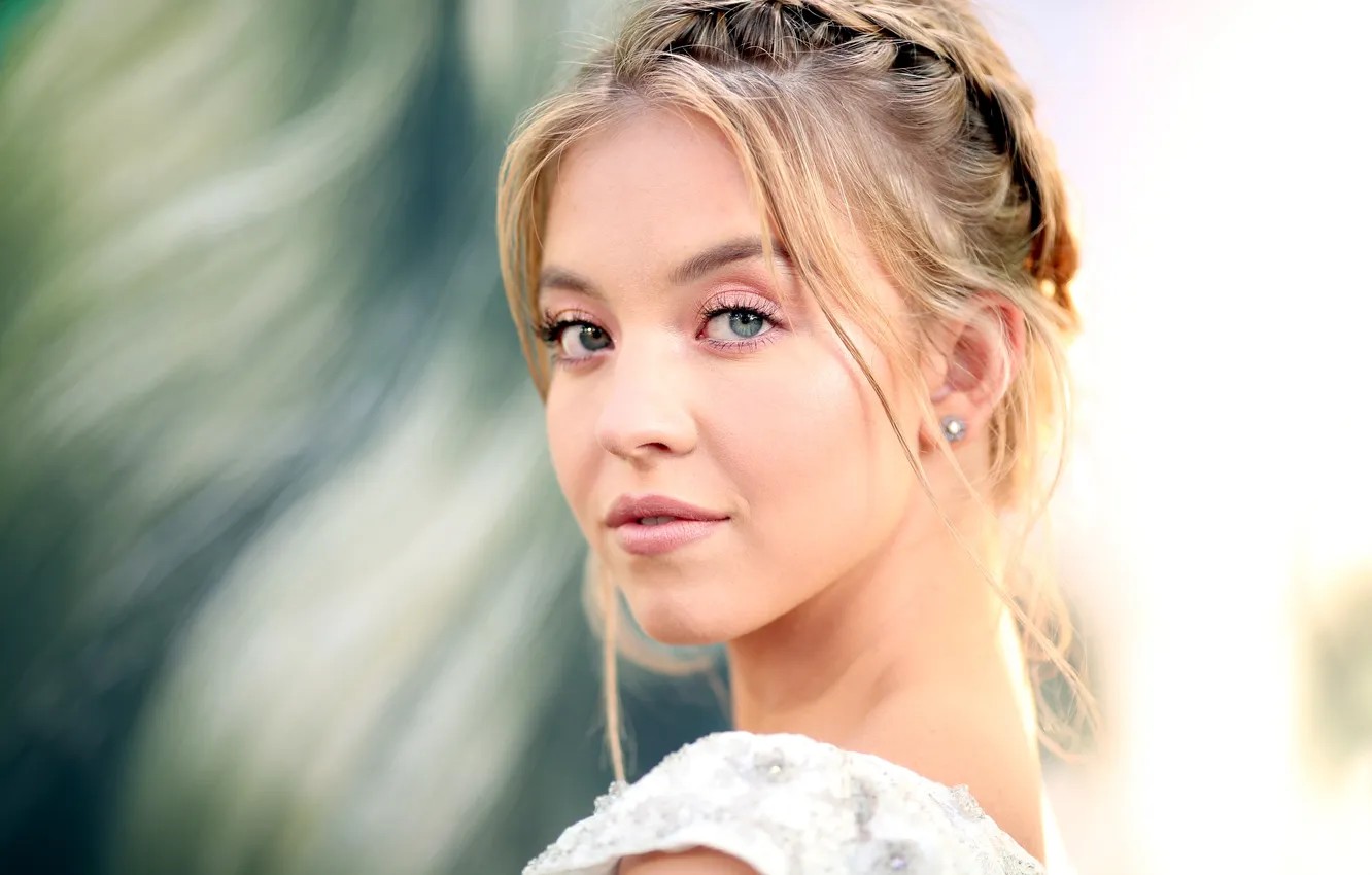 Photo wallpaper look, pose, portrait, makeup, actress, hairstyle, Sydney Sweeney, Sydney Sweeney