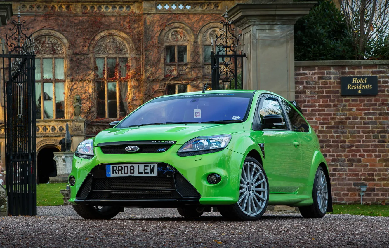 Photo wallpaper green, ford, hotel, focus